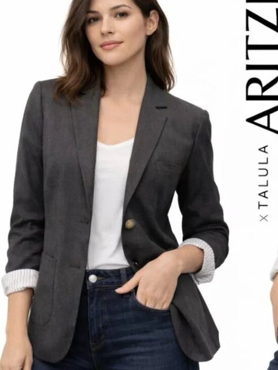 Aritzia Jackets & Blazers - Aritzia Talula Exeter Classic Wool Blend Blazer Size 10 Black